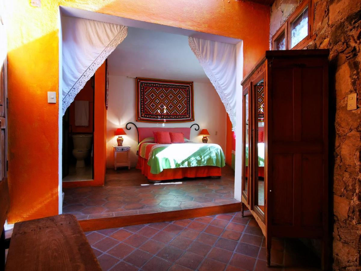 Casa De Los Espiritus Alegres By Rotamundos Guanajuato Phòng bức ảnh